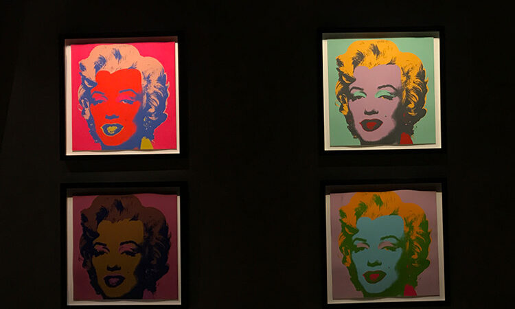 Illuminating fine art collections